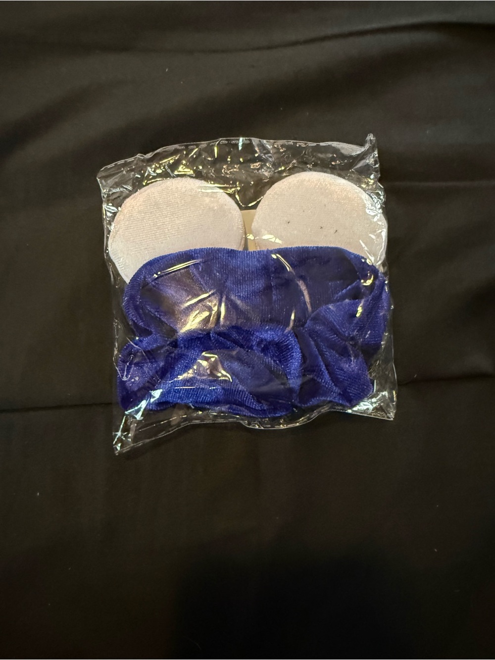 Donald Hair Scrunchie - Picture 6 of 7